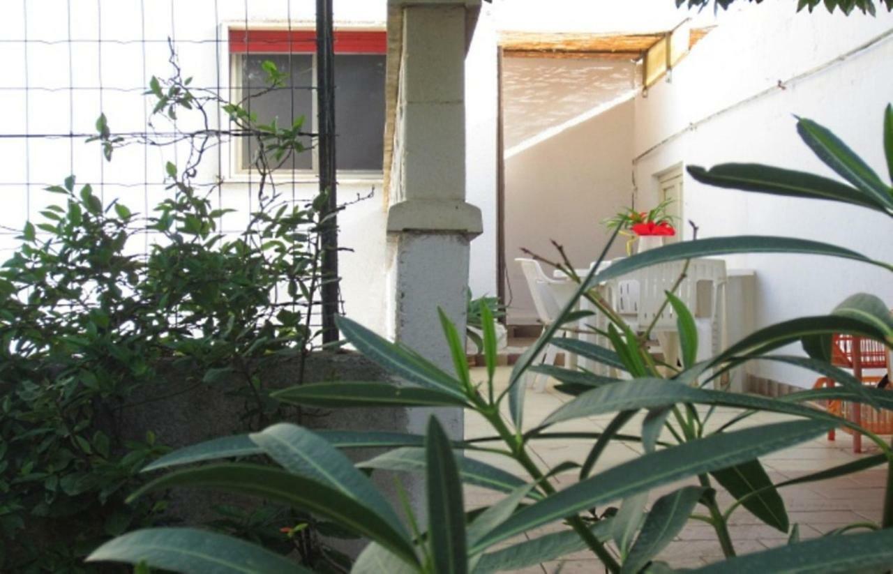 Bilocale Con Spazio Verde Santa Maria di Leuca Dış mekan fotoğraf